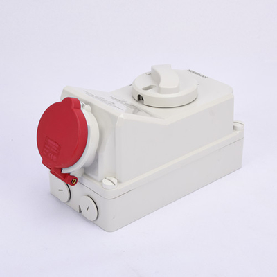 IP44 380V 32A औद्योगिक पावर सॉकेट स्विच मैकेनिकल के साथ पनरोक;